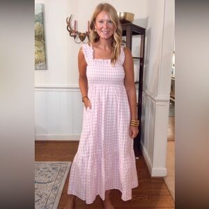 Amazon Pink Gingham Maxi Dress

Tuckernuck, boutique, preppy